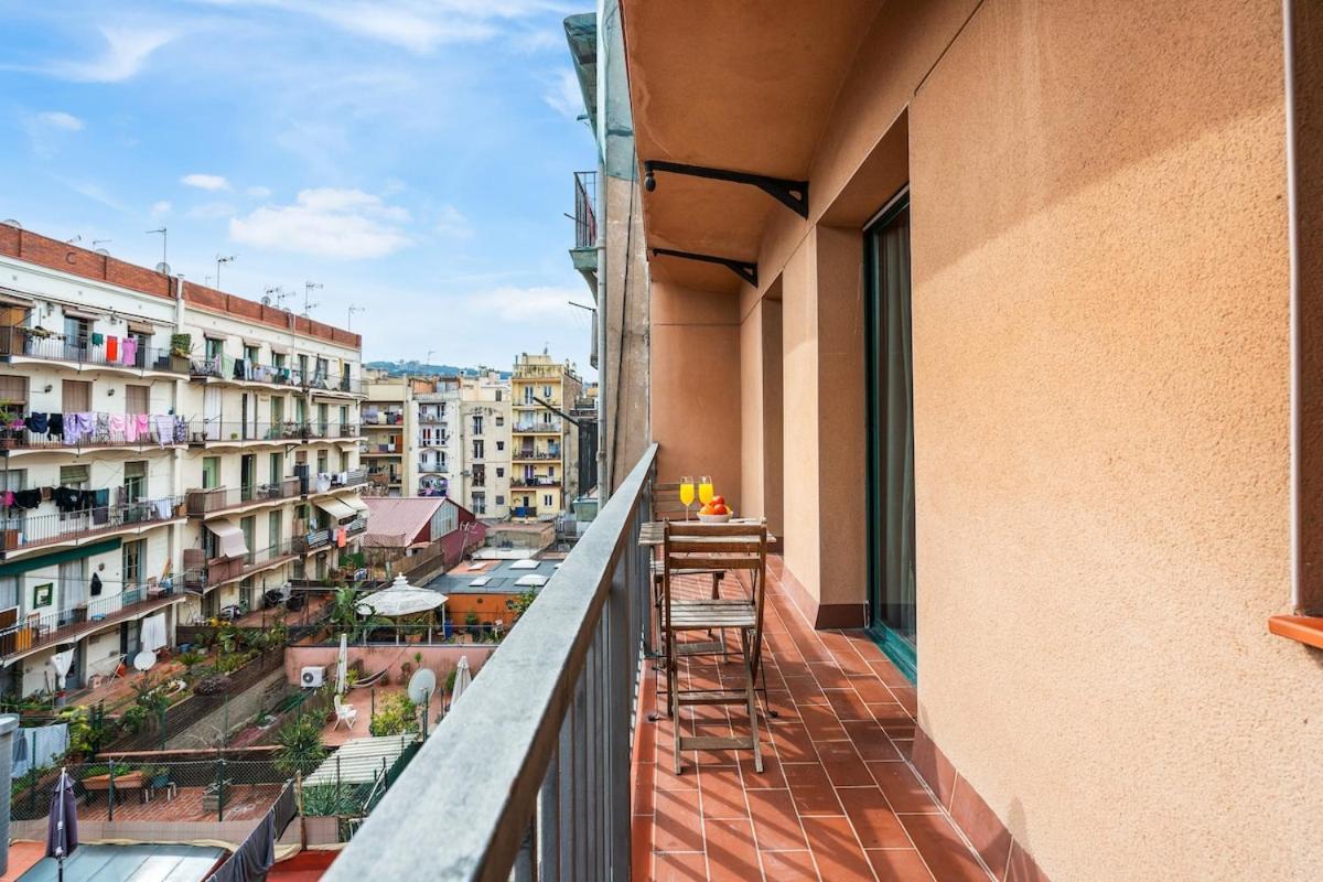 Lodging Apartments Liceu G1 — Photos 1